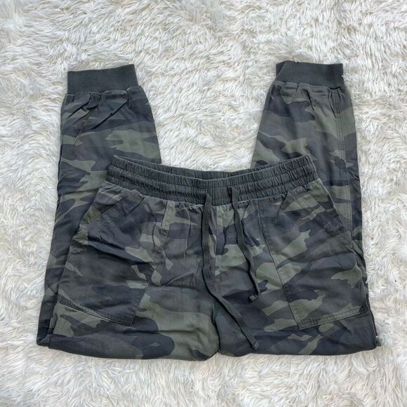Splendid Camo Jogger Pants with Pockets Women’s Size Small Olive Green - Picture 5 of 7